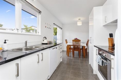 Photo of property in 8 Illana Place, Ranui, Auckland, 0612