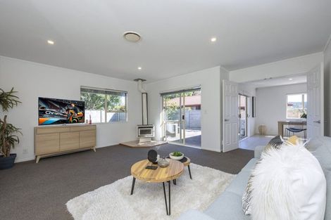 Photo of property in 19 Merlot Heights, Huapai, Kumeu, 0810