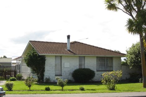 Photo of property in 2 Bush Street, Rangiora, 7400