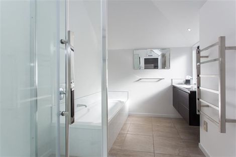 Photo of property in 86 Idris Road, Fendalton, Christchurch, 8052