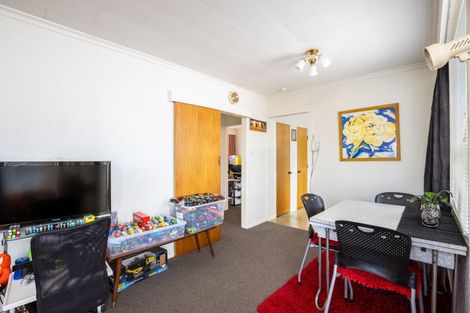 Photo of property in 3/147 Carrington Street, Lower Vogeltown, New Plymouth, 4310