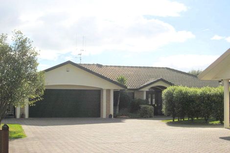 Photo of property in 37 Ocean Crest, Papamoa Beach, Papamoa, 3118