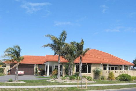Photo of property in 27 Tuihana Drive, Papamoa Beach, Papamoa, 3118
