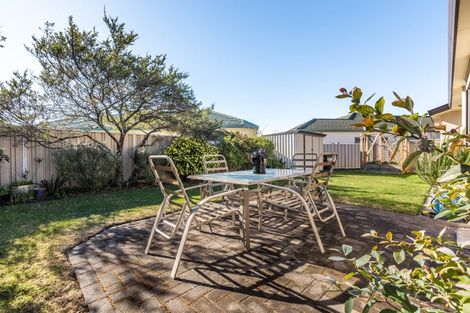 Photo of property in 17 Alderney Close, Taradale, Napier, 4112
