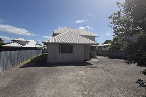 Photo of property in 24a Hereford Street, West End, Palmerston North, 4410
