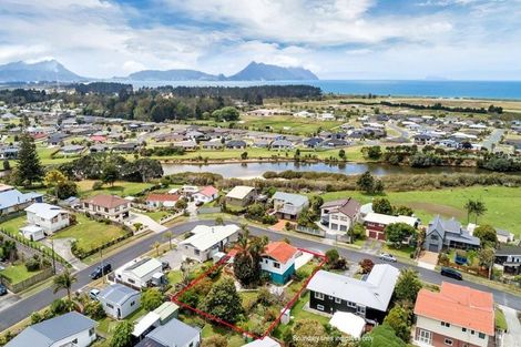 Photo of property in 12 Seaview Road, Ruakaka, 0116