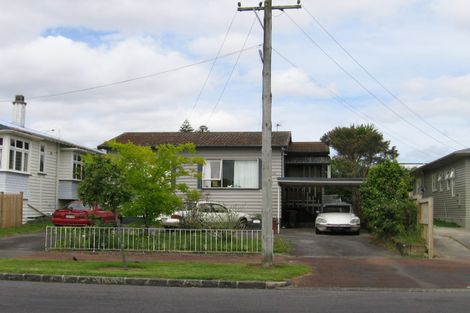 Photo of property in 98 Huia Road, Point Chevalier, Auckland, 1022