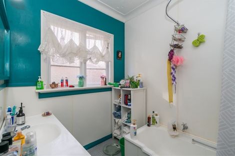 Photo of property in 33 Glendining Avenue, North East Valley, Dunedin, 9010