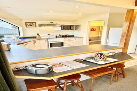 Photo of property in 1 Burnett Place, Lake Tekapo, 7999