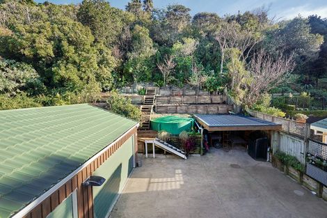 Photo of property in 18 Matakatia Parade, Matakatia, Whangaparaoa, 0930
