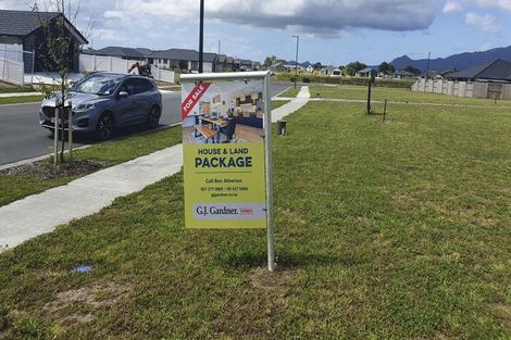 Photo of property in 13 Te Taniwha Road, One Tree Point, 0118