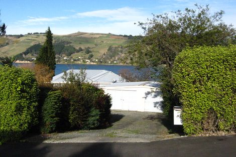 Photo of property in 11 Athol Place, Ravensbourne, Dunedin, 9022