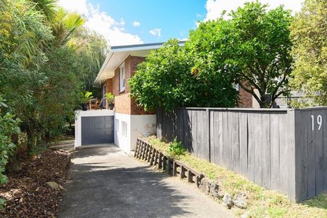 Photo of property in 19 Kereru Street, Henderson, Auckland, 0612