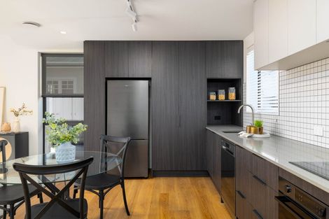 Photo of property in 2/71 Edinburgh Street, Spreydon, Christchurch, 8024