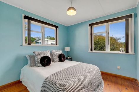 Photo of property in 17 Natone Street, Waitangirua, Porirua, 5024