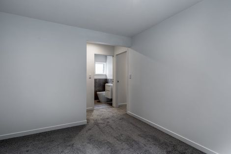 Photo of property in 31 Lanigan Street, Birkdale, Auckland, 0626