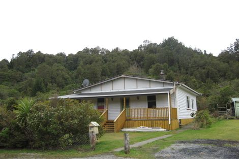 Photo of property in 10 Herd Street, Dunollie, Runanga, 7803