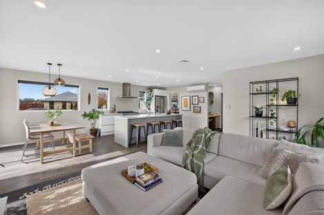 Photo of property in 7 Wattle Lane, Rangiora, 7400