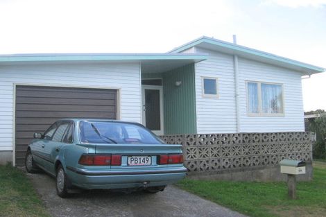 Photo of property in 11a Atlanta Grove, Brooklyn, Wellington, 6021