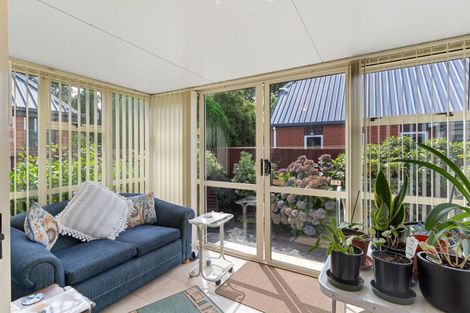 Photo of property in 3/35 Avonhead Road, Avonhead, Christchurch, 8042