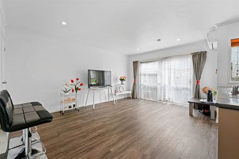 Photo of property in 12b Cameron Road, Hamilton East, Hamilton, 3216