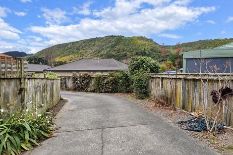 Photo of property in 18 Villa Grove, Paraparaumu, 5032