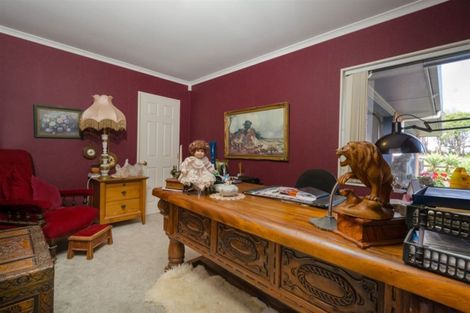 Photo of property in 355 Kiwitahi Road, Helensville, 0875