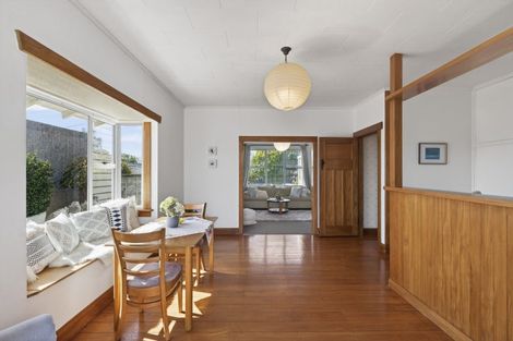 Photo of property in 20 Cameron Street, New Plymouth, 4310