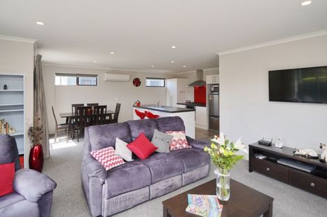 Photo of property in 20 Branksome Place, Parklands, Christchurch, 8083