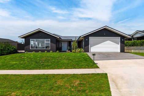 Photo of property in 25 Harakeke Drive, Wharewaka, Taupo, 3330