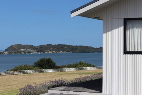 Photo of property in 133a Athenree Road, Athenree, Katikati, 3177