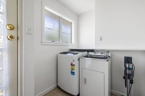 Photo of property in 230 Avonhead Road, Avonhead, Christchurch, 8042