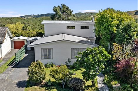 Photo of property in 10 Otira Grove, Kelson, Lower Hutt, 5010
