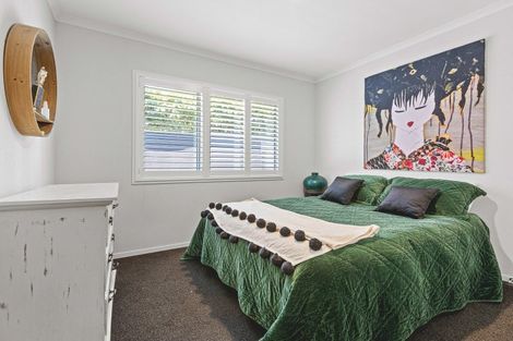 Photo of property in 10 Cooke Farm Grove, Waiwhakaiho, New Plymouth, 4312