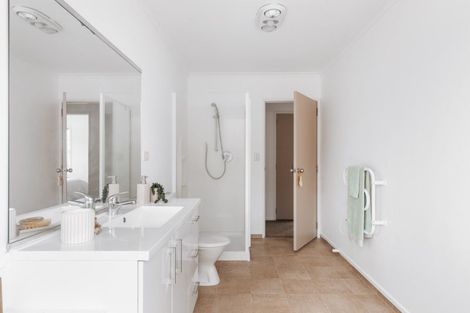 Photo of property in 31 Beachmere Place, Papamoa Beach, Papamoa, 3118