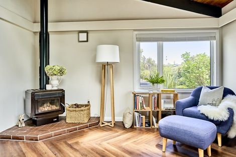 Photo of property in 16 Raynham Way, Silverstream, Upper Hutt, 5019