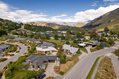 Photo of property in 6 Morning Star Terrace, Arthurs Point, Queenstown, 9371