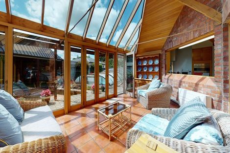 Photo of property in 15 Oak Grove, Ashburton, 7700