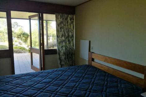 Photo of property in 13 Churchill Road, Murrays Bay, Auckland, 0630