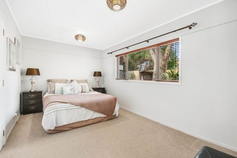 Photo of property in 2c Puriri Avenue, Orewa, 0931