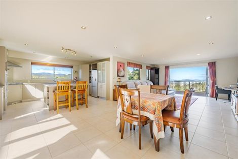 Photo of property in 27 Meadowbank Drive, Belmont, Lower Hutt, 5010