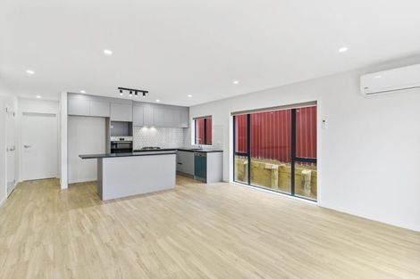 Photo of property in 500 Swanson Road, Ranui, Auckland, 0612