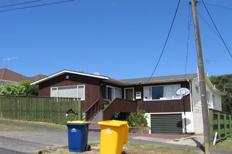 Photo of property in 12 Inglis Street, Birkenhead, Auckland, 0626
