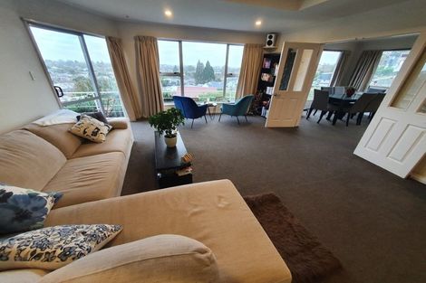 Photo of property in 8 Woodlau Rise, Huntsbury, Christchurch, 8022