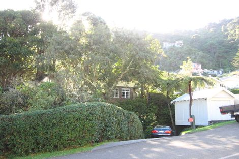 Photo of property in 19 Rona Street, Eastbourne, Lower Hutt, 5013