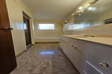 Photo of property in 285 Point View Drive, Shamrock Park, Auckland, 2016