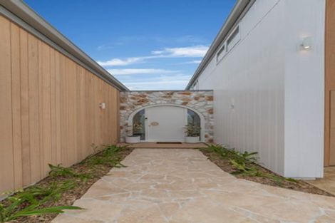 Photo of property in 38 Te Rata Boulevard, Karaka, 2124