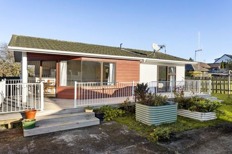 Photo of property in 100a Mansel Avenue, Hillcrest, Hamilton, 3216