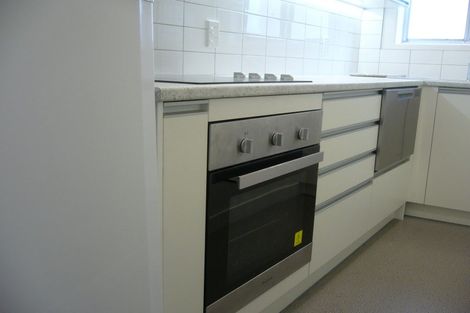 Photo of property in 4 Hawker Street, Mount Victoria, Wellington, 6011