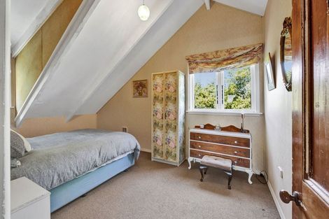 Photo of property in 23 Gibson Place, Patea, 4520